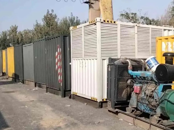 普洱200KW柴油发电机机组每小时油耗是多少？